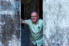 Photo of Iain McKinnon Photo of Iain McKinnon